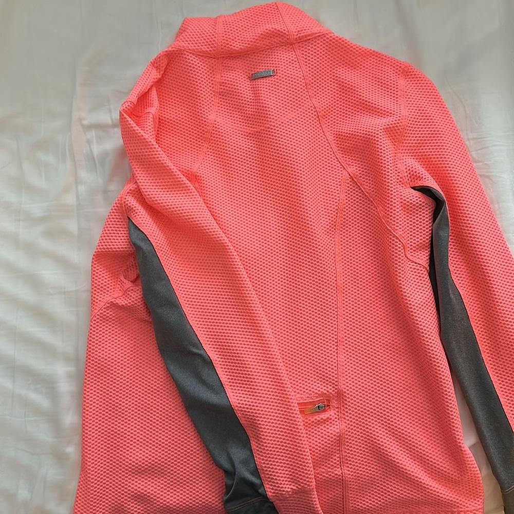 Calvin Klein Performance Jacket - Picture 3 of 4